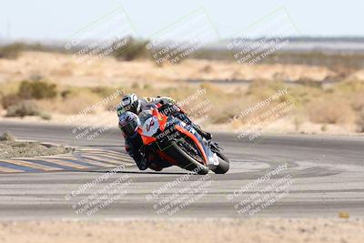 media/Nov-01-2025-CVMA (Sat) [[fc0f7531b8]]/Race 8-Supersport Middleweight/